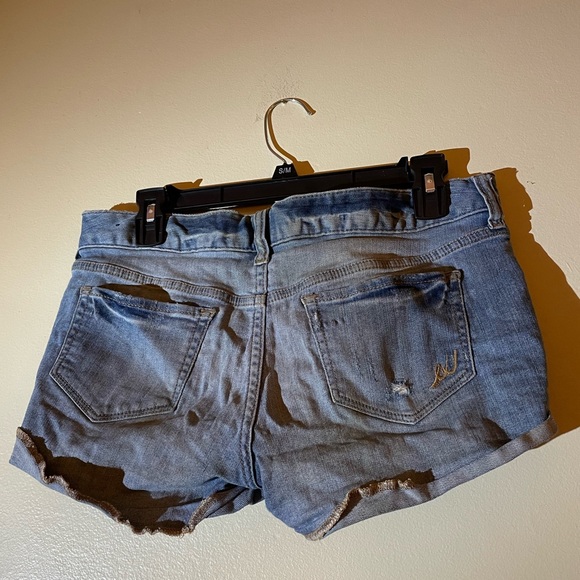 Express Low Rise Distressed Jean Shorts - Picture 5 of 6